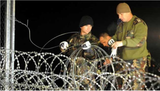 اسلوونیا برای مقابله با موج پناهجویان نیروی بیشتری به مناطق مرزی فرستاد 